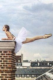 https://cdn.fairart.io/thumbnail_JR_Ballet_Palais_Royal_Paris_2020_3_3f3cb4ca06.jpg - 2